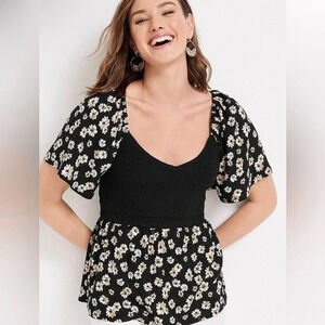 🍀 Maurices Floral Peplum Bodice Top NWT